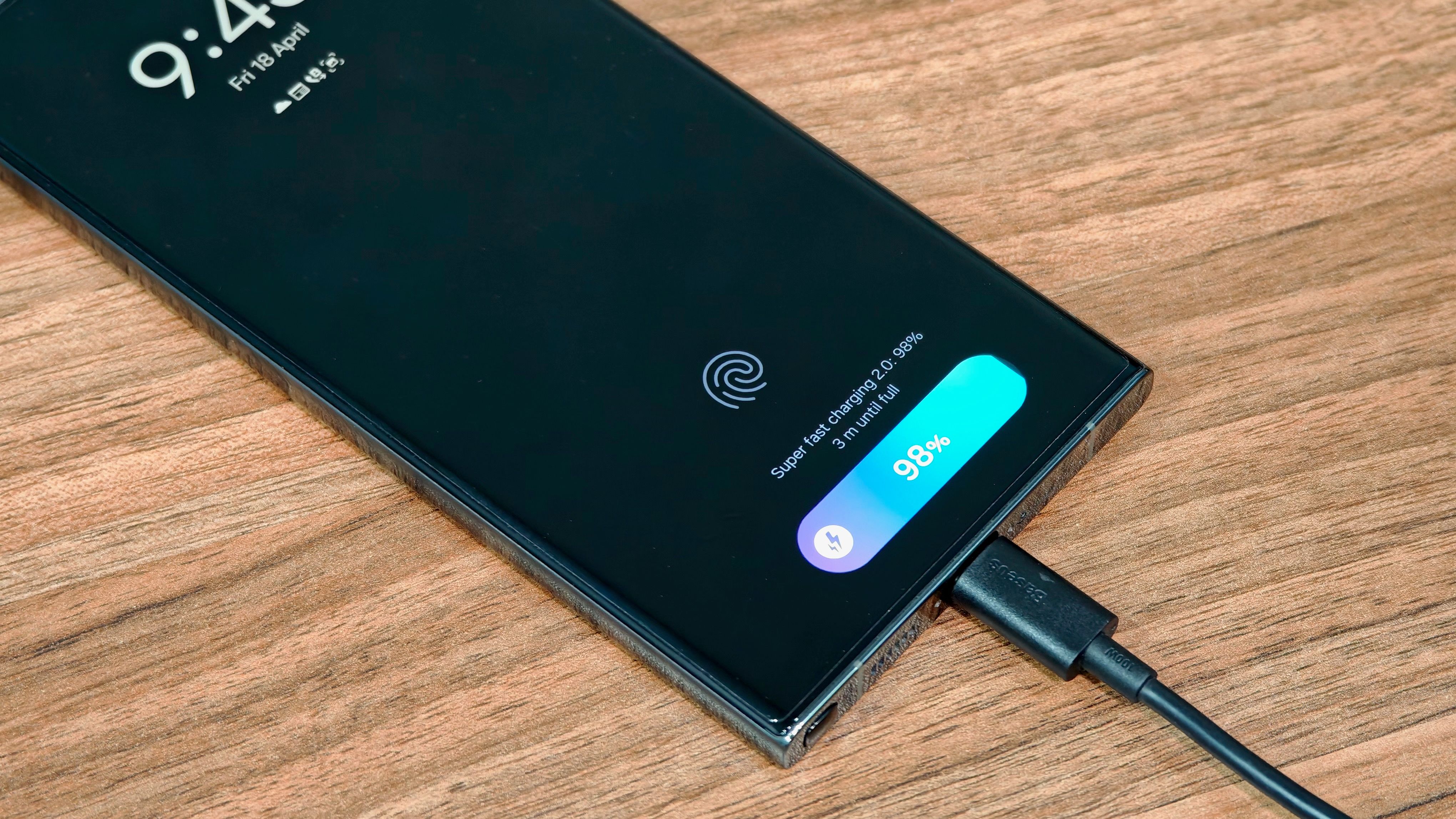 Charging animation in One UI 7