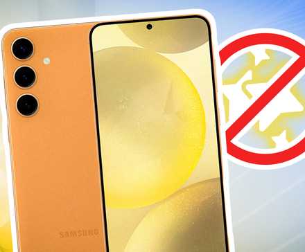 The Google Pixel Tablet showing the Pilot Bold clock screen saver.