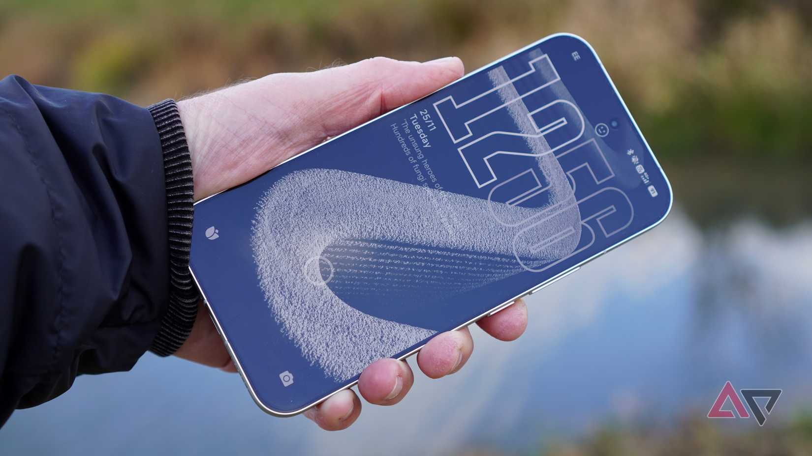 Google Pixel Watch 3 showing the Ask to Hold screen script