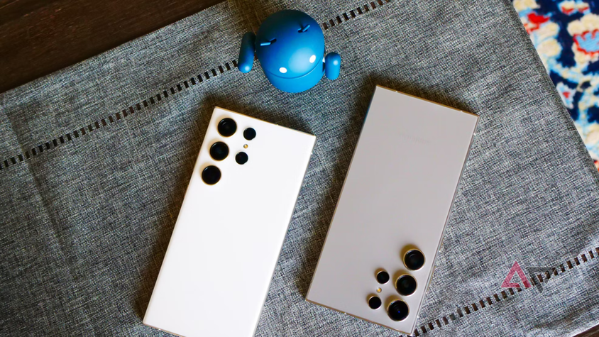 A folded Galaxy Z Flip.